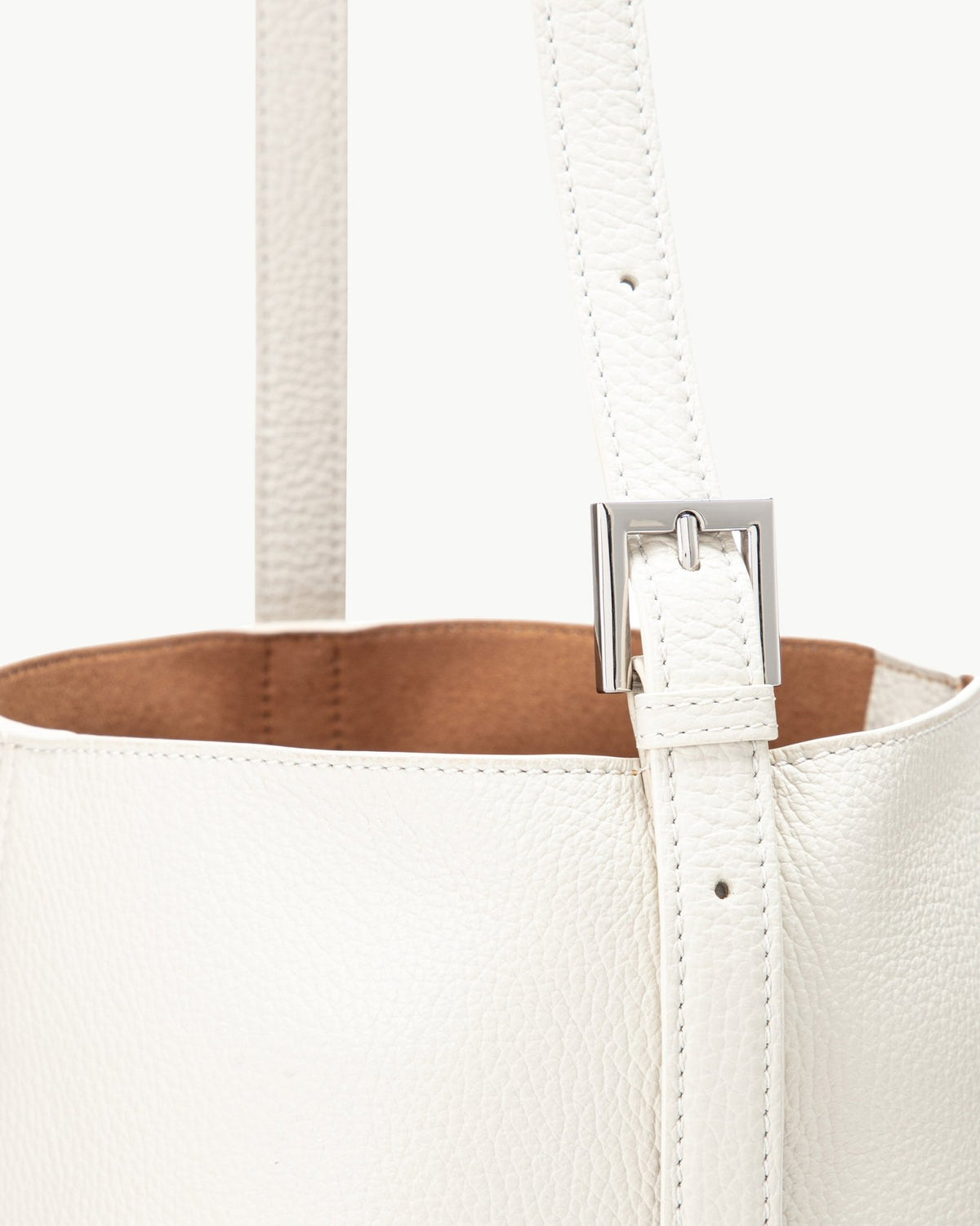 The Ines Bucket in Cream Pebble Leather – SWAYE