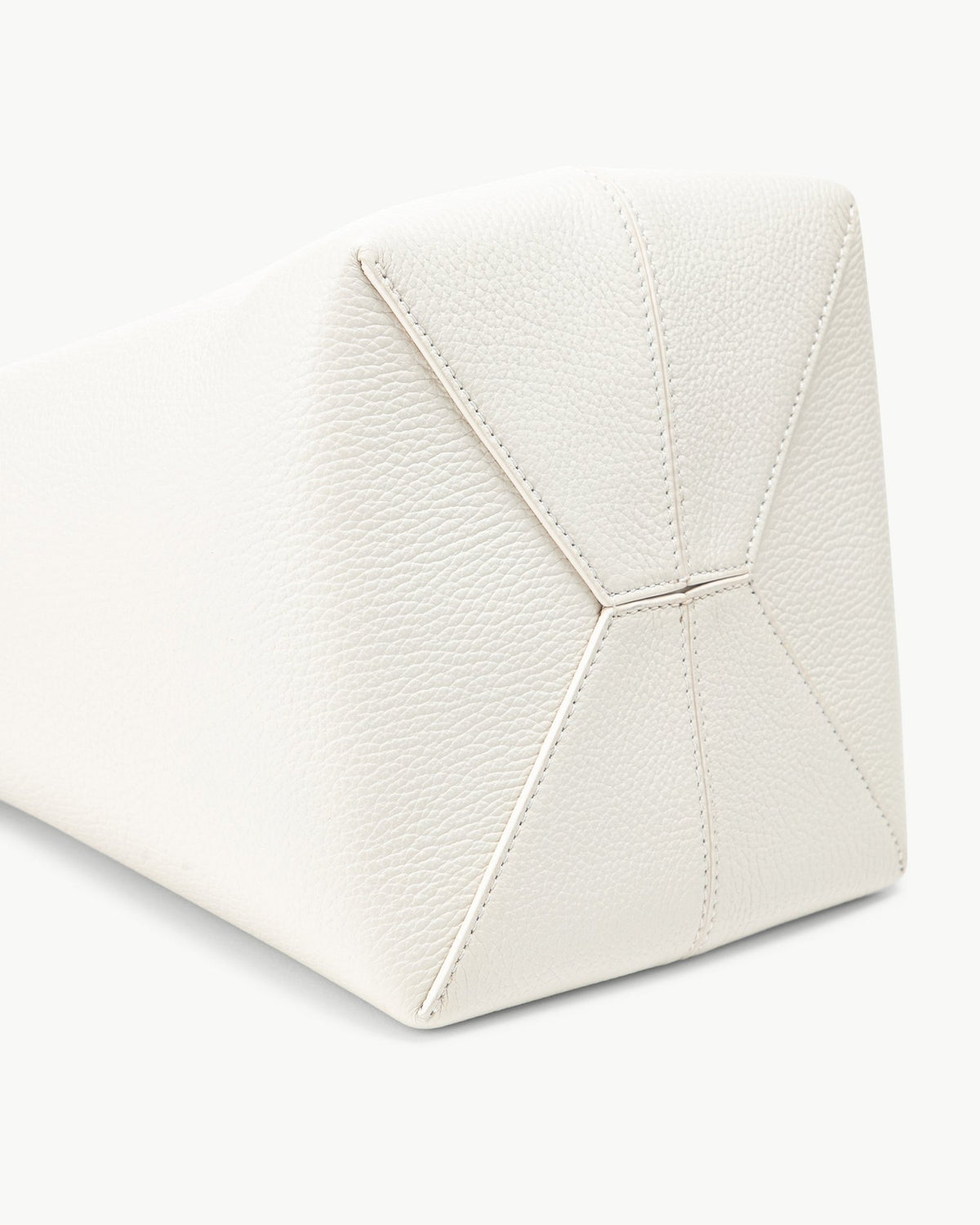 The Ines Bucket in Cream Pebble Leather – SWAYE